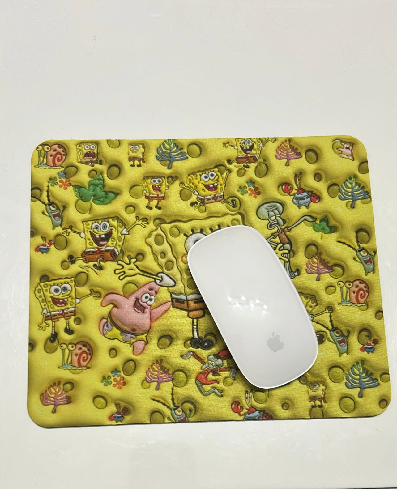 Mouse pad/puzzle/lids
