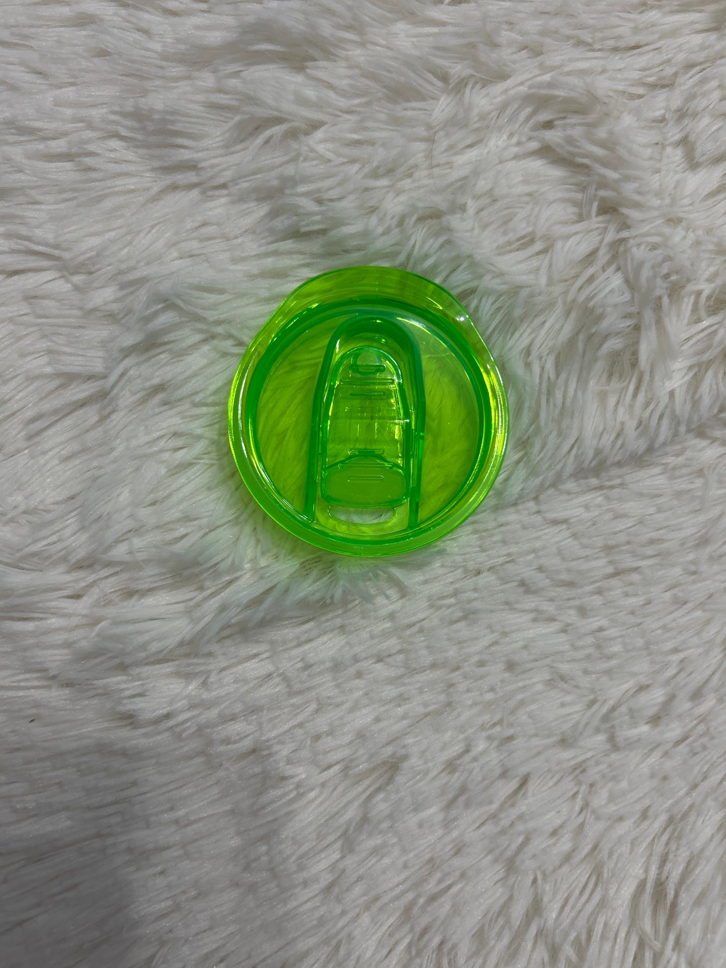 Plastic lids